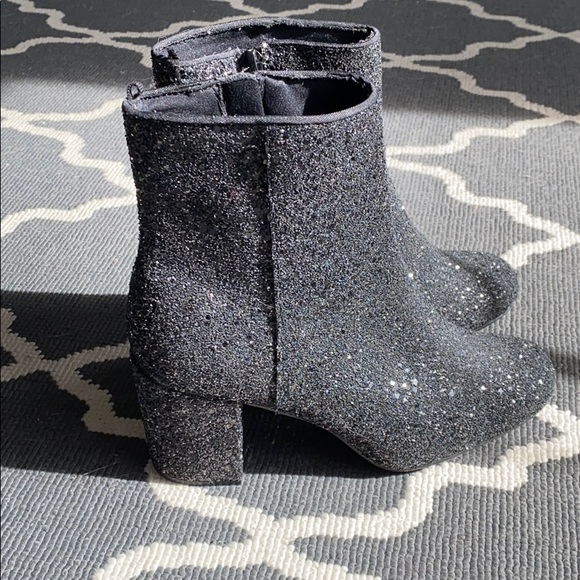 Black Glitter Heel Boots - Picture 2 of 5